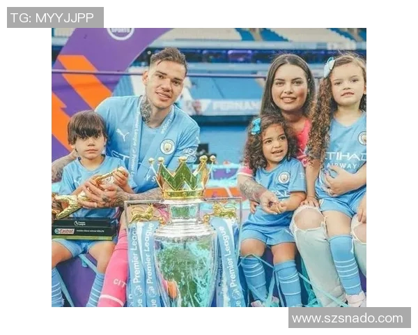 足球明星合照背后的故事与友谊展现足球世界的魅力与团结精神